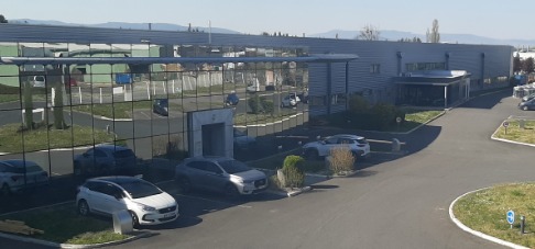 2000 Déménagement à Arnas, qui sont nos locaux actuels.
